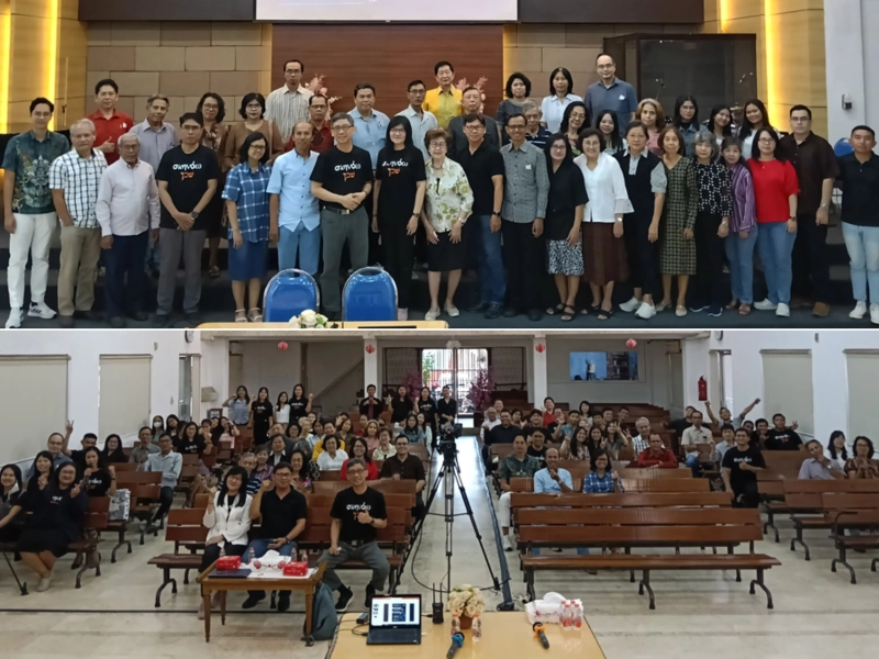 Dokumentasi foto bersama peserta seminar