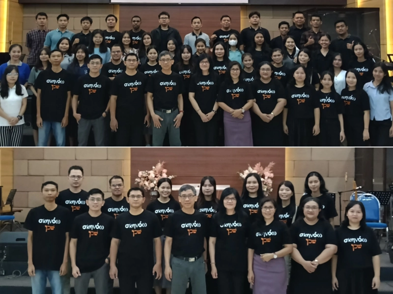 Dokumentasi Foto bersama Narasumber dan Panitia Seminar